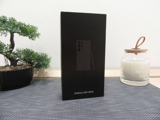 Samsung S24 Ultra - Titanum Black - j