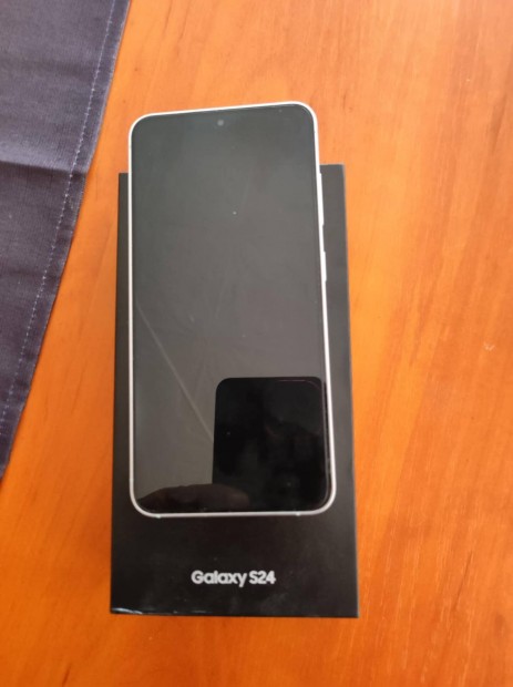 Samsung S24 mobiltelefon