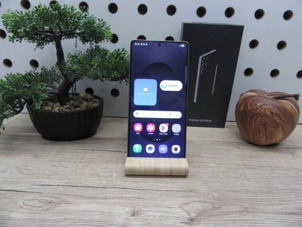 Samsung S25 Ultra - Titanium Black - Használt, karcmentes