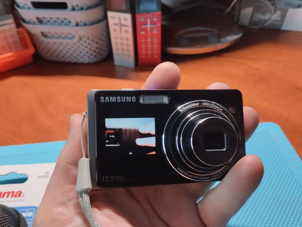 Samsung ST500 - Digitlis Selfie Fnykpezgp + 2GB Krtya + Tlt