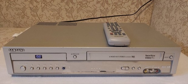 Samsung SV DVD50 dvd-vhs vide combo recorder 