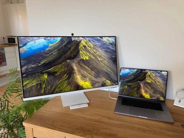 Samsung Smart Monitor M8 32" 4K