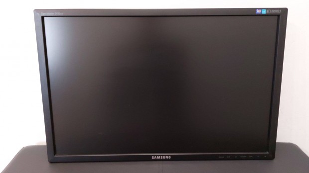 Samsung Syncmaster 2443BW LCD Monitor 24" + Arctic Z1 Basic Konzol