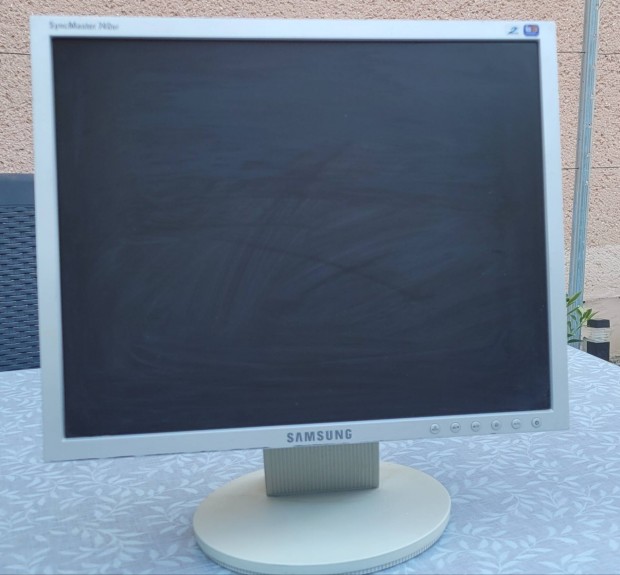 Samsung Syncmaster 740BF monitor