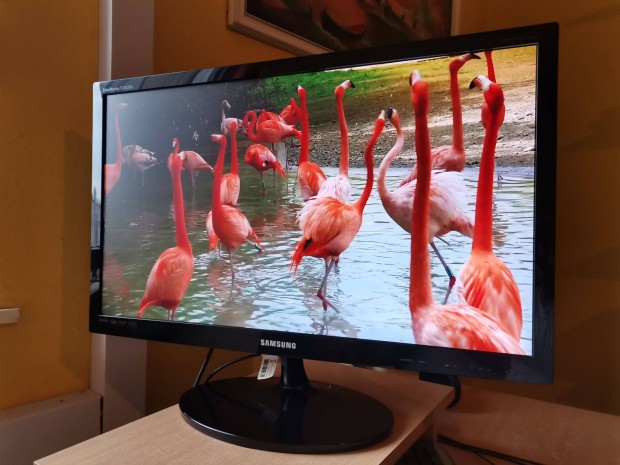 Samsung T27A300, 27" LED, Full HD, 5ms, 2 x HDMI, hangszrk