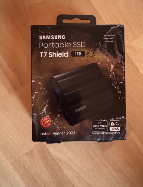 Samsung T7 Shield 1TB