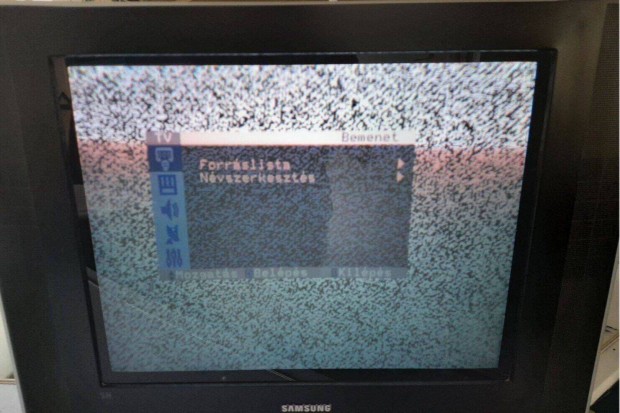 Samsung TV 7 db egyforma retro televízió