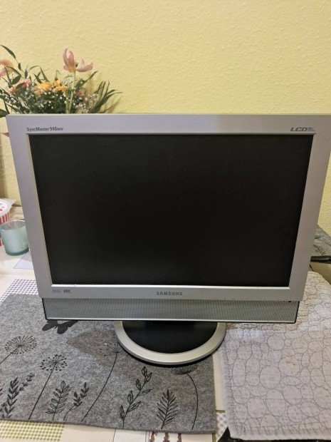 Samsung TV s monitor 20" elad