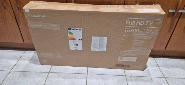 Samsung UE32T5302CK 80CM Full HD LED TV jszer Garis !