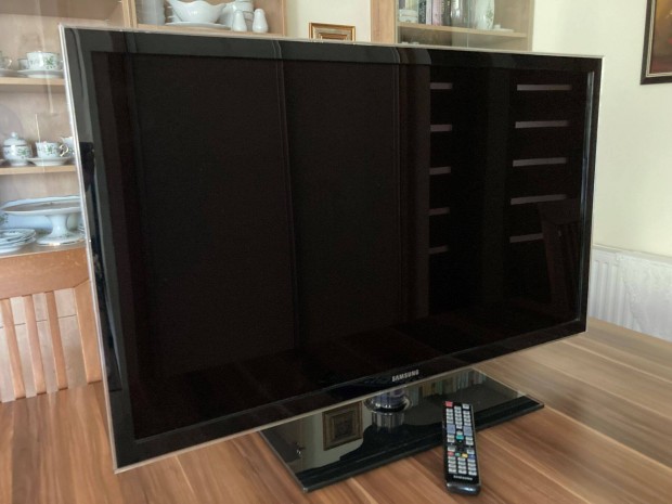 Samsung UE40D5000PW LED TV