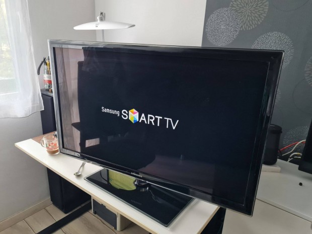 Samsung UE40D5720 102 cm smart tv hibs elad !