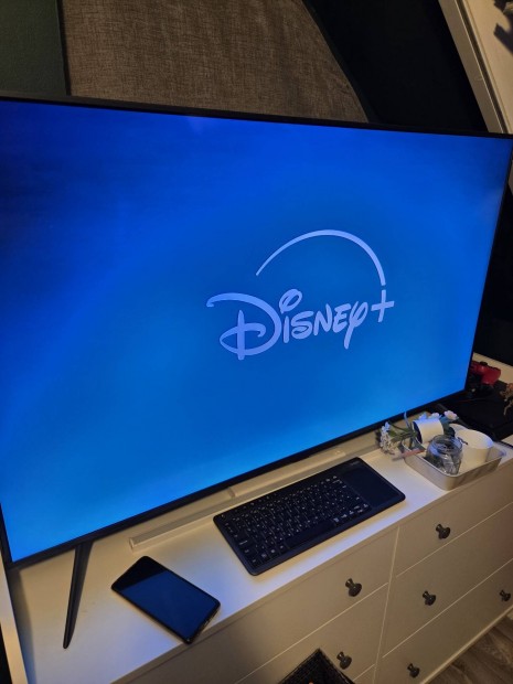 Samsung UE50TU7102Kxxh 4k Crystal UHD smart tv 50"