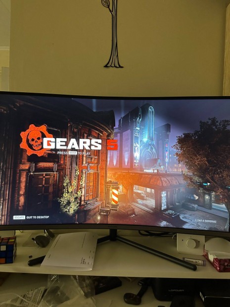 Samsung UHD monitor