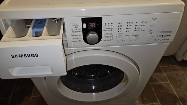 Samsung WF1600WCW digitális elöltöltős mosógép 6kg/1000