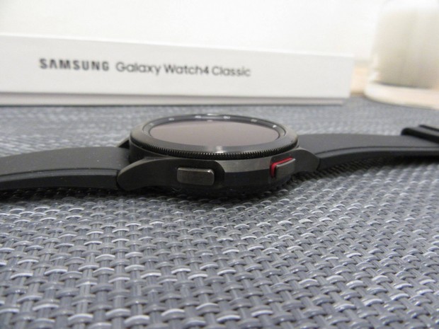 Samsung Watch 4 Classic - 46 mm - Hasznlt, megkmlt