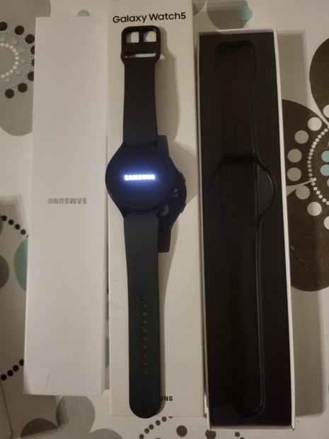 Samsung Watch 5 Okos ra dobozos j llapotban 