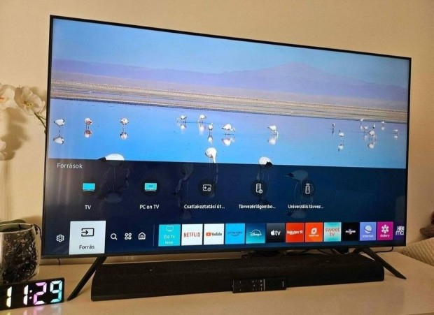 Samsung au7100 55" smart tv