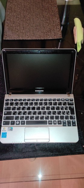 Samsung eee pc mini laptop