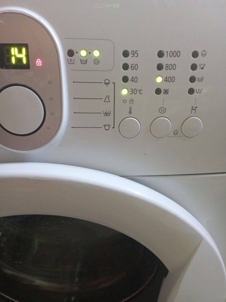 Samsung elöltöltős mosógép 6kg 100 rpm