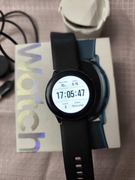 Samsung galaxy watch activ.