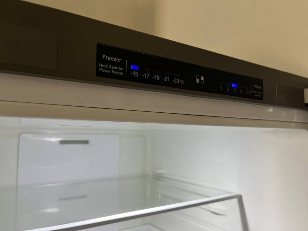 Samsung kombinált hűtőszekrény