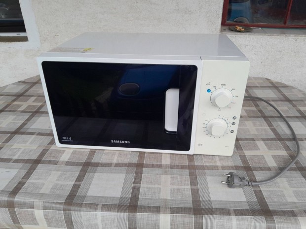 Samsung mikrohullámú sütő, grill funkcióval