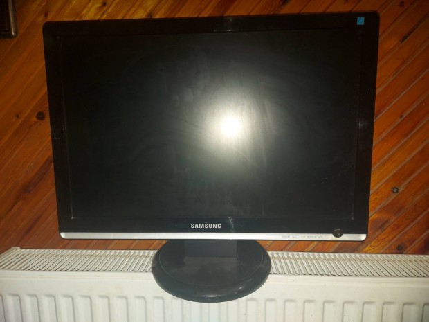 Samsung monitor 22" hibtlan 