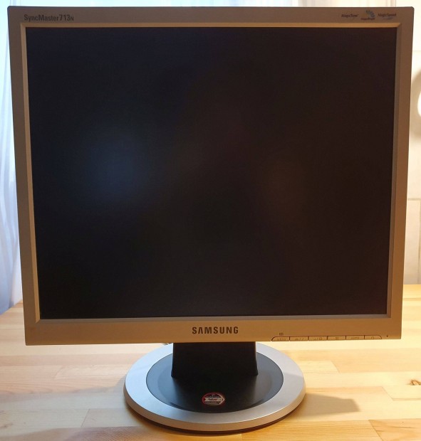 Samsung monitor, VGA, 17" kptmr - elad