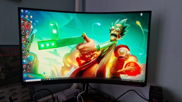 Samsung odyssey Neo g8 4K 240Hz 32" monitor Garancival