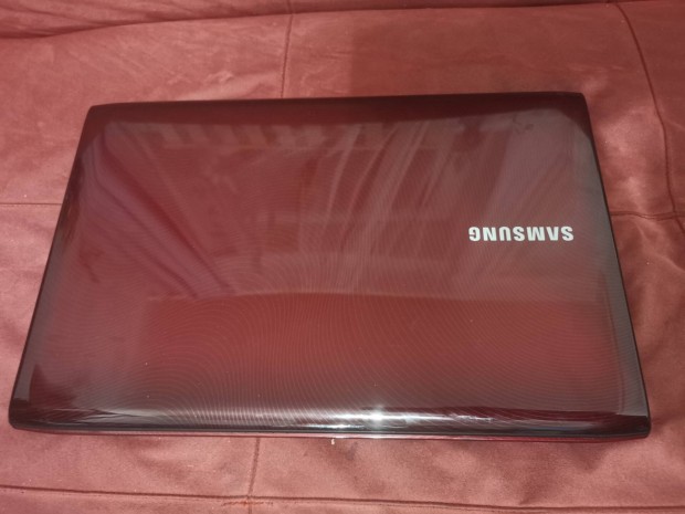 Samsung r780 i5 17.3 laptop