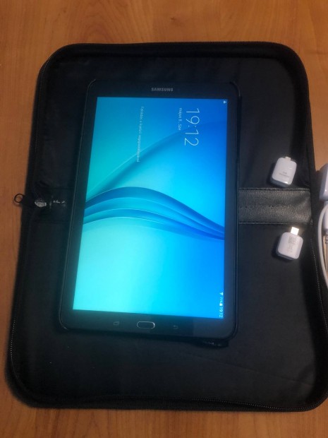 Samsung sm t560 tablet