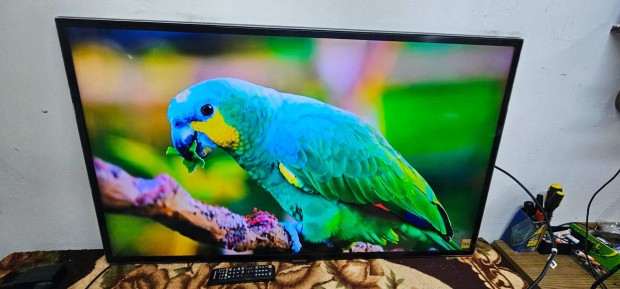 Samsung smart internetes led tv. 117 cm kép átmérővel