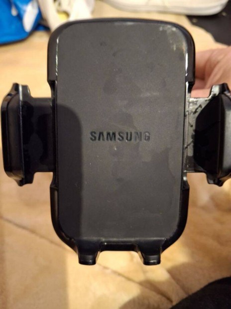 Samsung telefon tart konzol