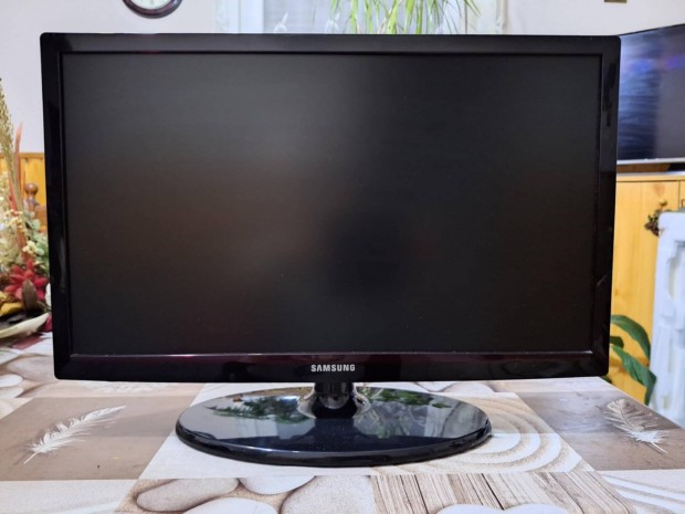 Samsung tv monitor 55 cm kptl