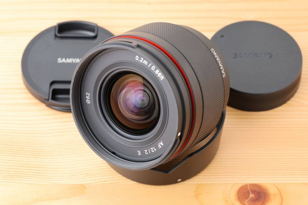 Samyang AF 12mm f/2 Sony E nagylátószögű objektív 12 2 F2