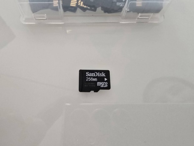 Sandisk 256Mb micro SD krtya j