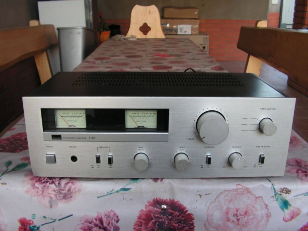 Sansui A 40 integralt sztere erst. 2 x 25 watt. Deprezes !