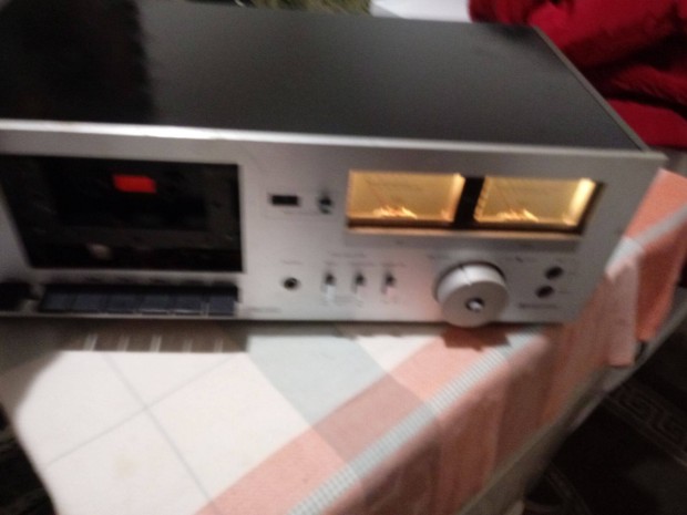 Sansui D 90 hifi deck /hibs/