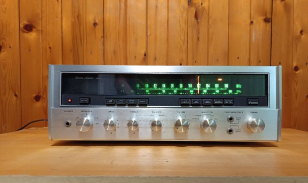 Sansui Six Receiver erősítő Retro rádióerősítő
