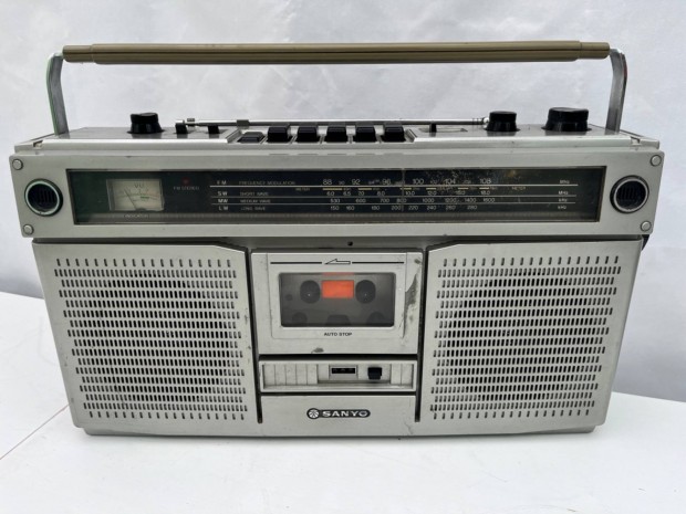 Sanyo M9922LU retro rdis magn