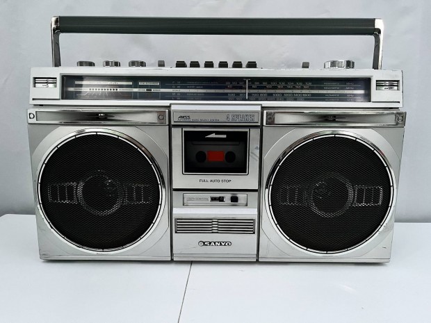 Sanyo M 9935LU boombox retro rdis magn 