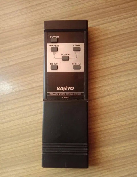 Sanyo VHS Videólejátszó A06900 Tipusú Távirányítója Eredeti