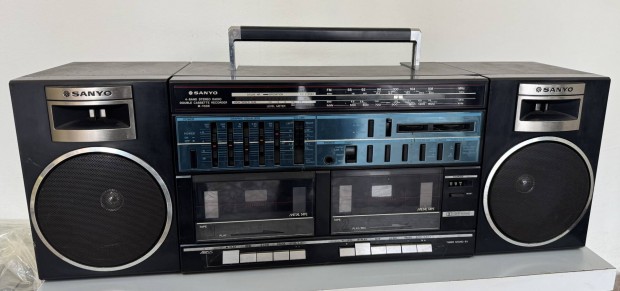 Sanyo boombox kazetts magn hifi 