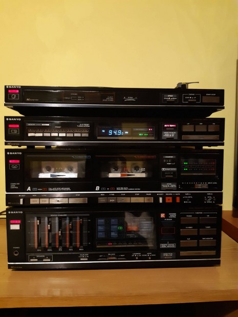 Sanyo hifi 2 110 watt ( alkukpes)