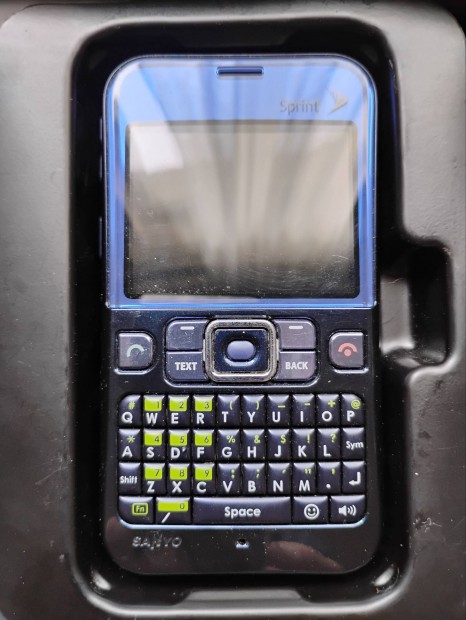 Sanyo mobil nem GSM 