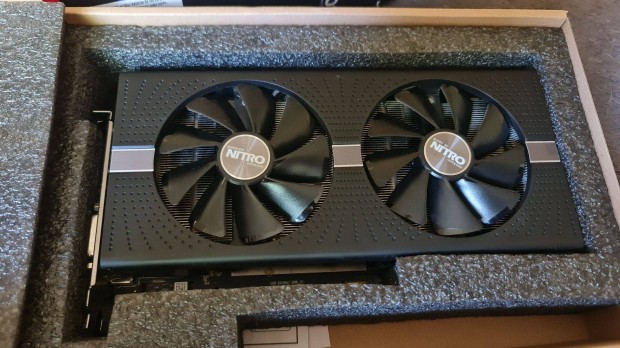 Sapphire NITRO+ RX 580 8GB 256bit RGB LED Videokártya
