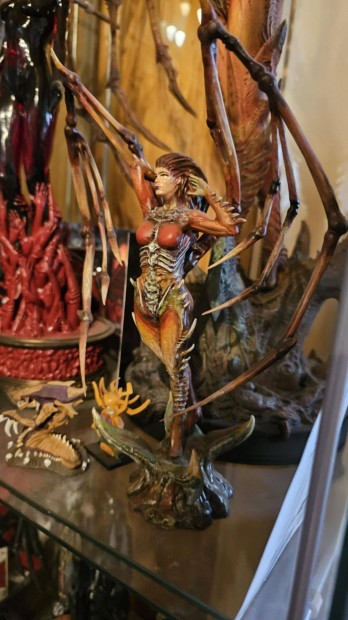Sarah Kerrigan Queen of Blades