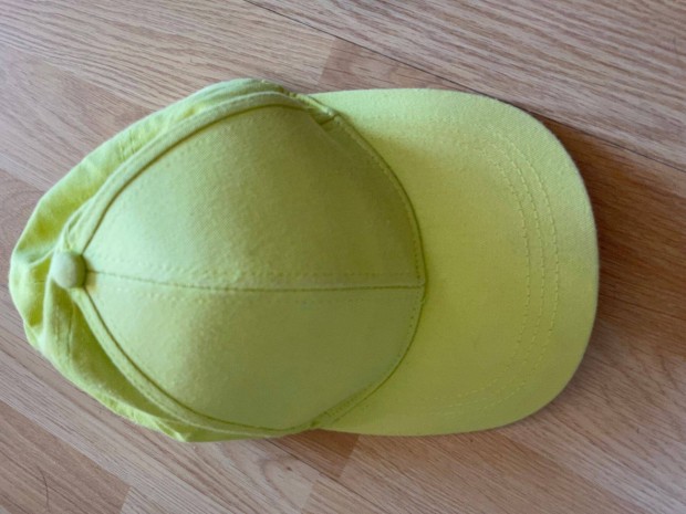Sárga, világoskék baseball sapka