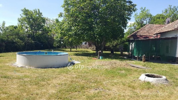 Sarudi 69 nm-es h�z elad�