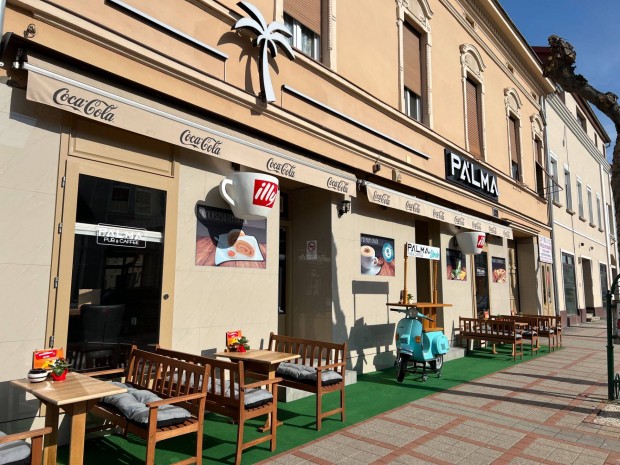 Sárvár főutcáján teljes körűen felújított Vendéglátó üzlet kiadó
